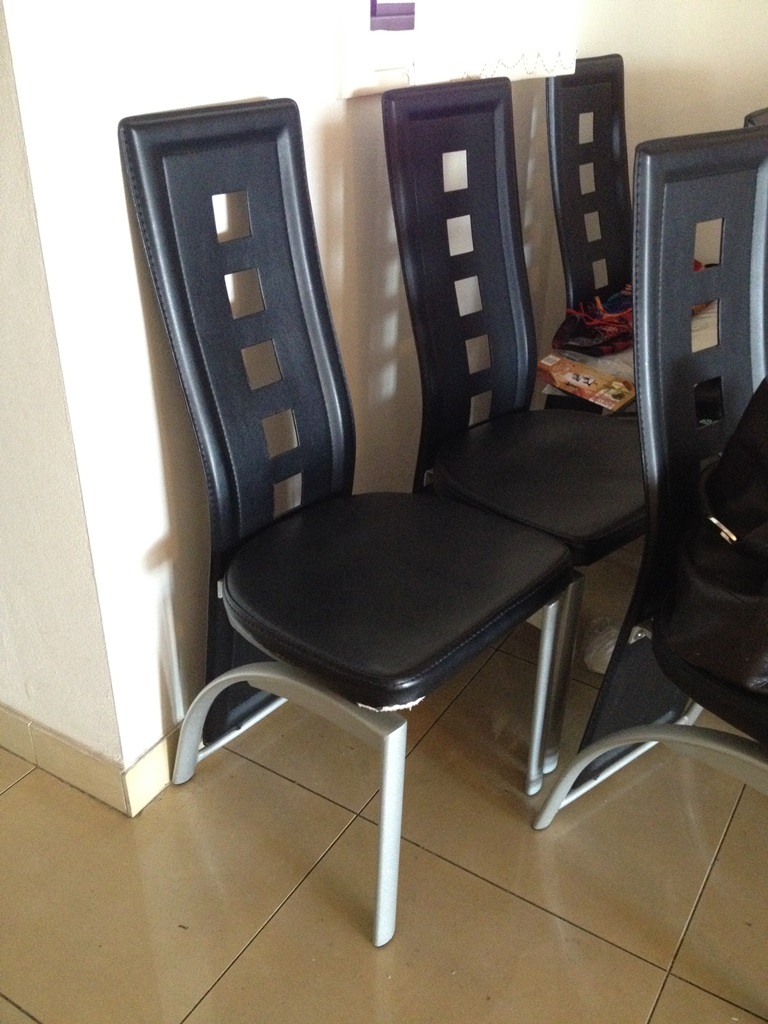 6 x dinning chairs. Black and silver USED